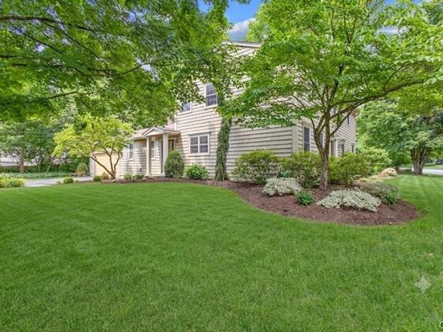 House for sale in Jamesville, New York