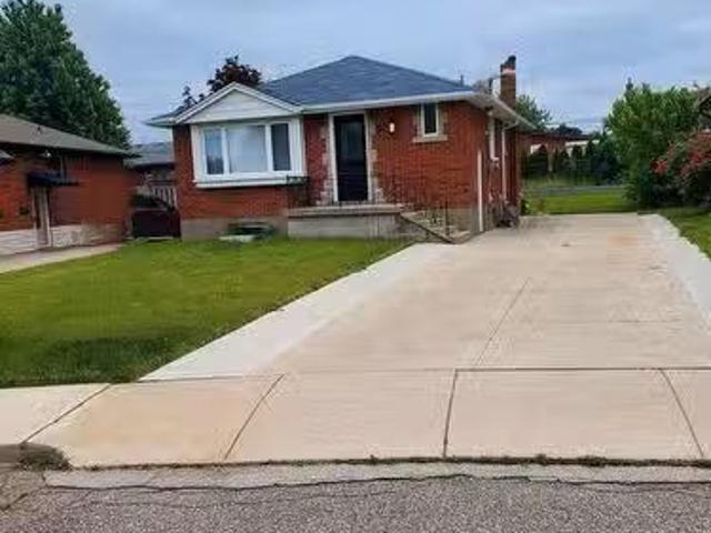 House for sale in Ancaster, Ontario