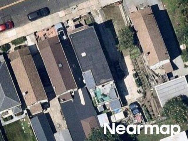 House for sale in Queens, Arverne