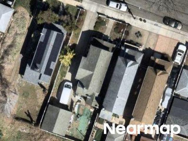 House for sale in Queens, Arverne