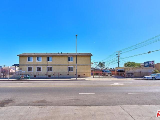 House for sale in Canoga Park, California