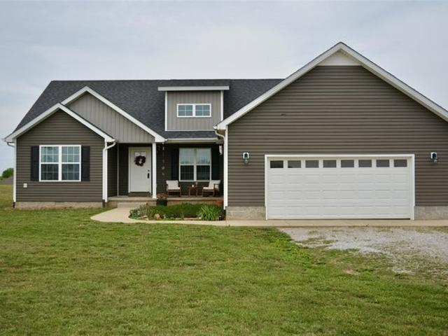 House for sale in Park City, Kentucky