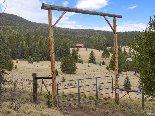 House for sale in Del Norte, Colorado