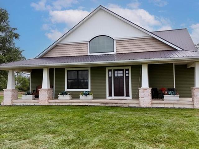 House for sale in Warren, Indiana