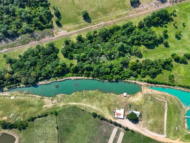 Farm for sale in Plantersville, Grimes County