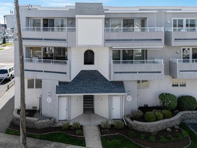 Condo for sale in Stone Harbor, New Jersey
