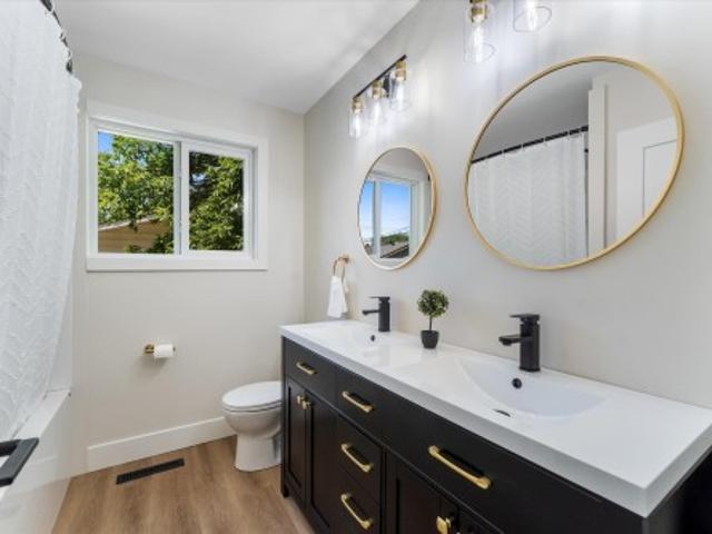 House for sale in Wedgewood, Alberta