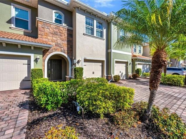 Townhouse for sale in Bonita Springs, Florida
