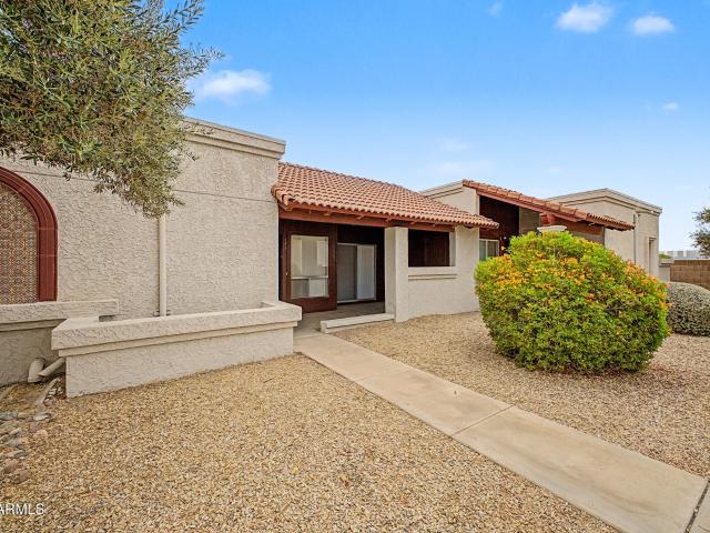 Condo for sale in Glendale, Arizona