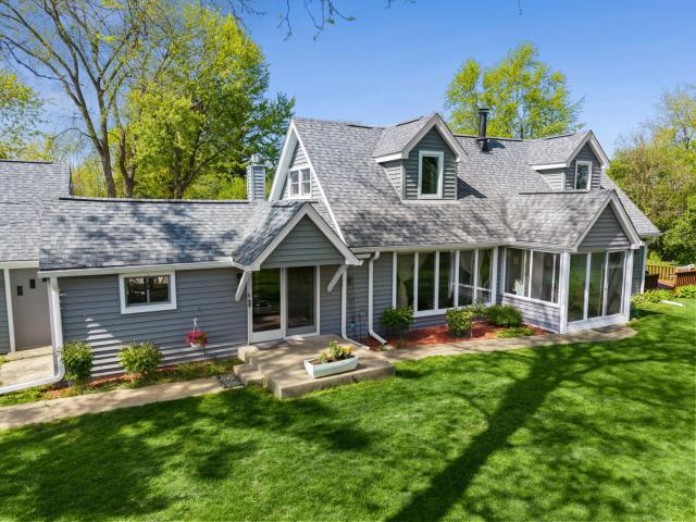 House for sale in Lake Zurich, Illinois