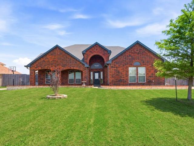 House for sale in Kennedale, Texas