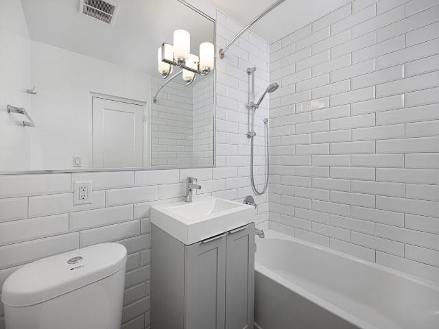 Apartment for rent in Scarborough Southwest, Toronto