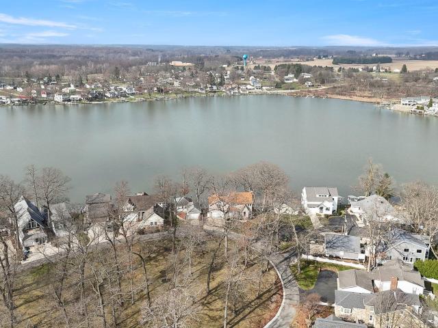 House for sale in Hamilton, Indiana