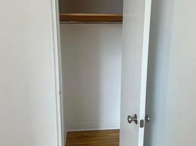 Room for rent in Arverne, New York