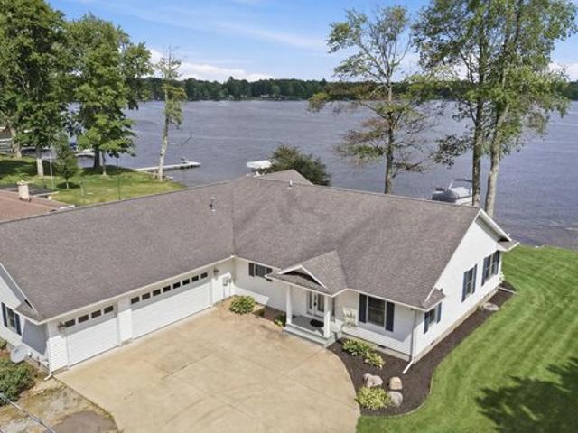 House for sale in White Cloud, Michigan
