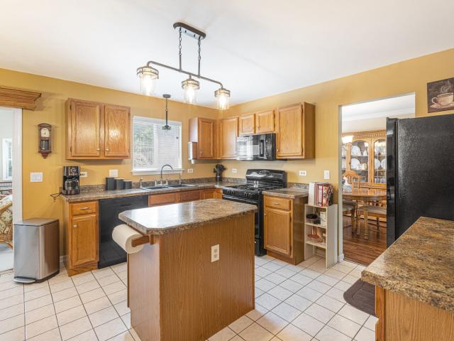 House for sale in Mchenry, Illinois