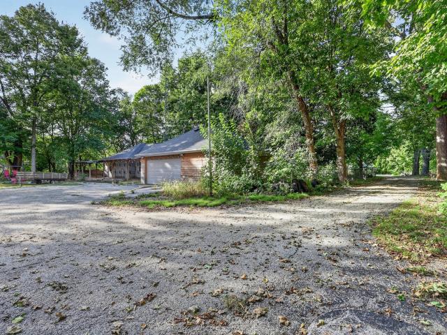 House for sale in Belvidere, Boone County