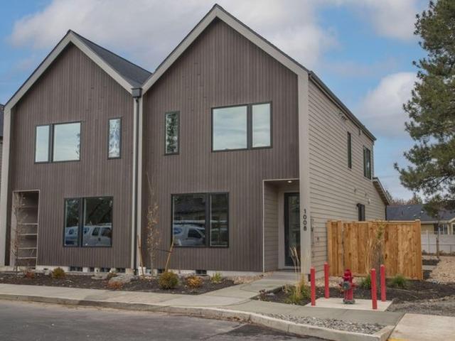 Townhouse for sale in Oregonia