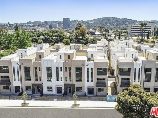 House for sale in Sherman Oaks Neighborhood Council District, Canoga Park