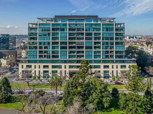 Apartment for rent in East Melbourne