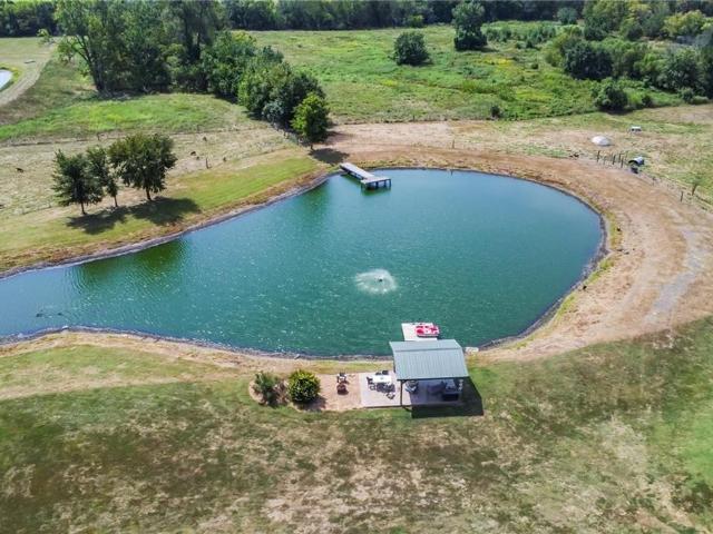 House for sale in Fontana, Linn County