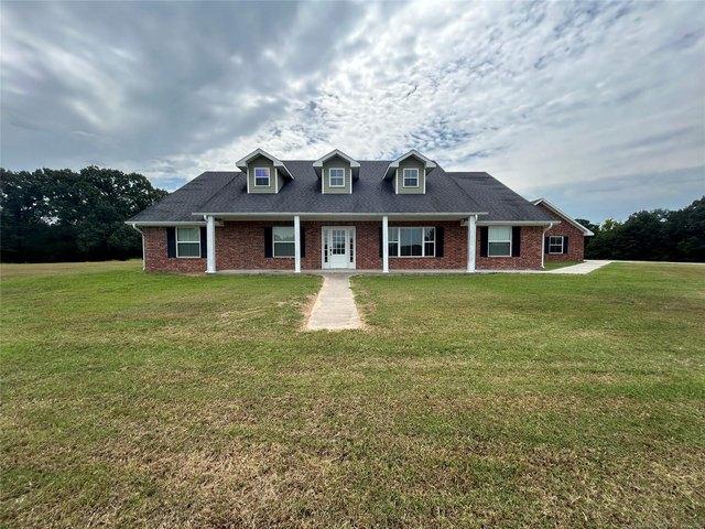 Farm for sale in Stigler, Haskell County