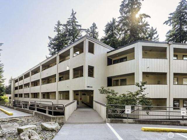 Condo for sale in Bellevue, King County