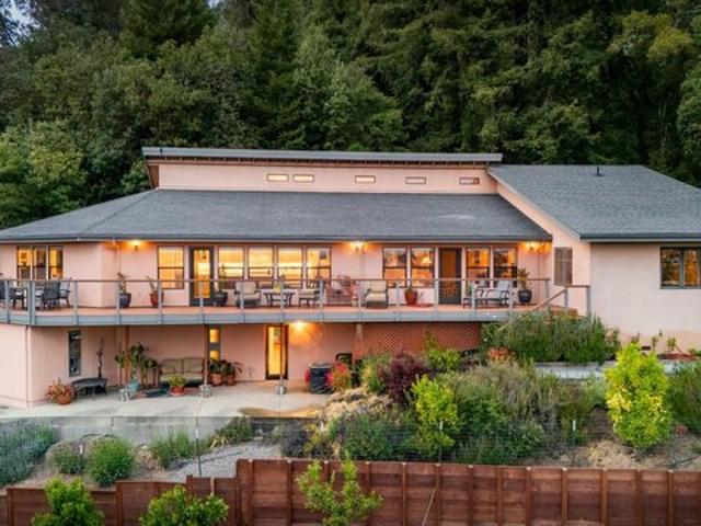 House for sale in Freedom, California