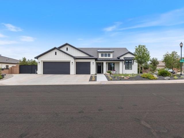 House for sale in Washington, Utah