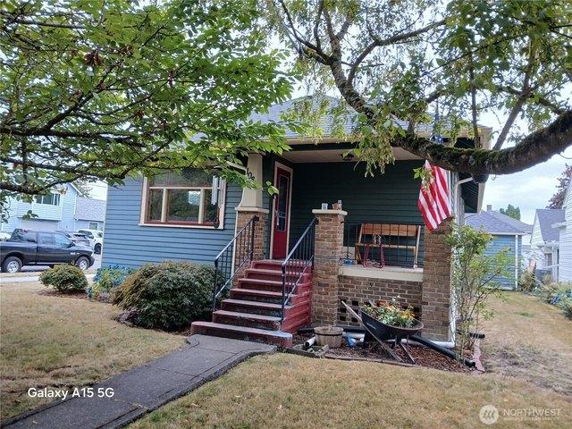 House for sale in Enumclaw, Washington