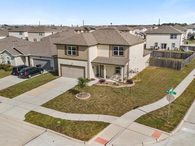 House for sale in Brookshire, Texas