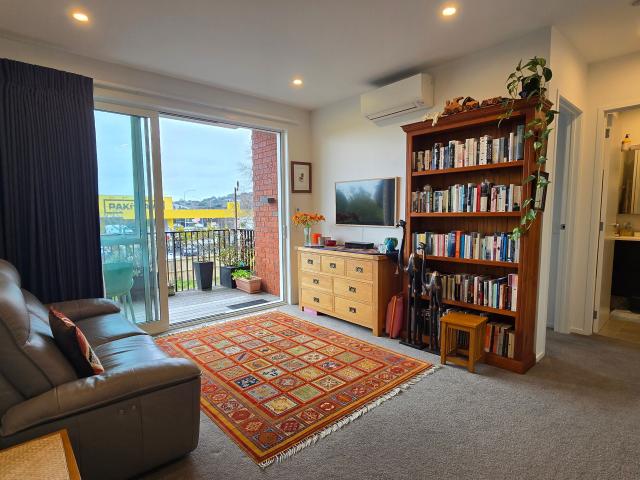 Apartment for rent in Mount Albert, Albert-Eden