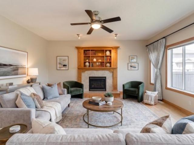 House for sale in Wedgewood, Alberta