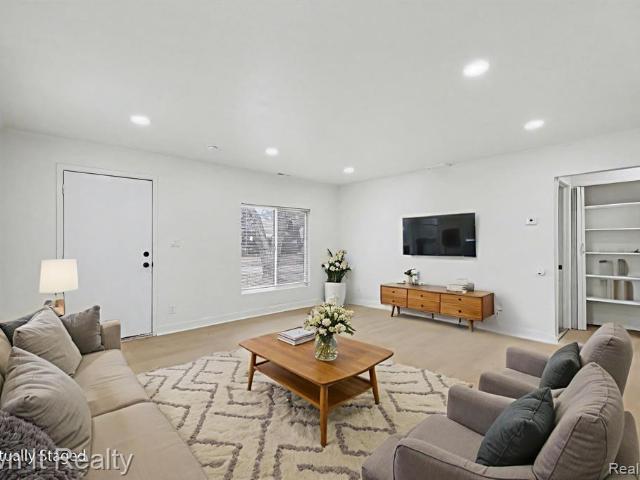 House for sale in Oak Park, Michigan