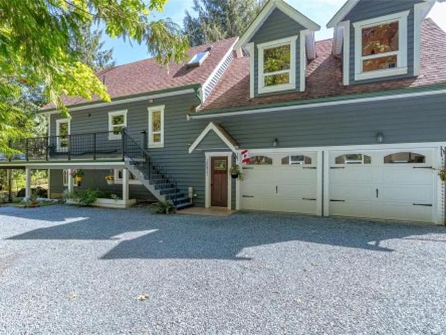 House for sale in Saltair, British Columbia