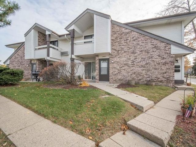Condo for sale in Milwaukee, Wisconsin