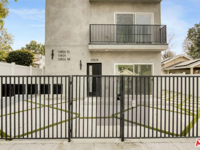 House for sale in North Hollywood Neighborhood Council District, Canoga Park