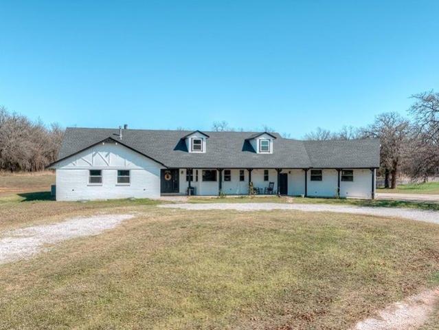 House for sale in Mcloud, Oklahoma