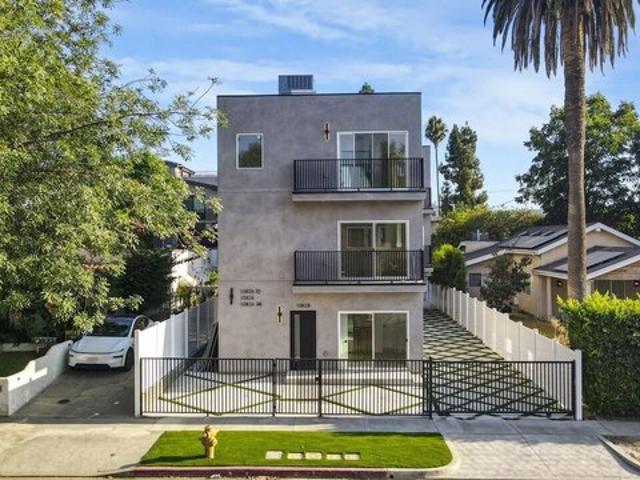 House for sale in North Hollywood Neighborhood Council District, Canoga Park