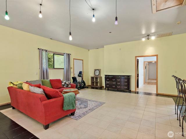 House for sale in Olalla, Washington