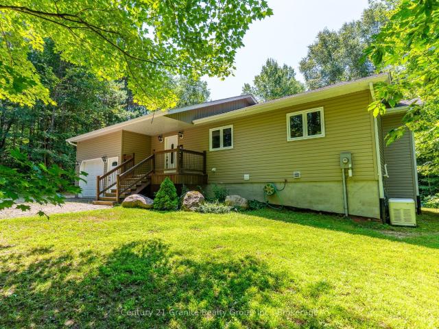 House for sale in Algonquin Highlands, Ontario