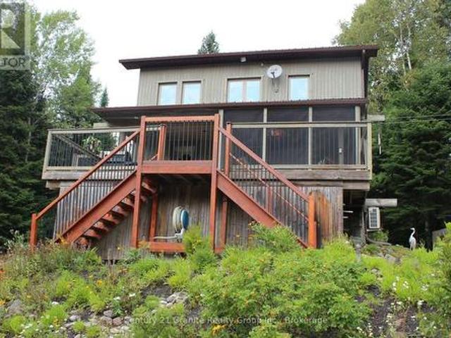 House for sale in Algonquin Highlands, Ontario