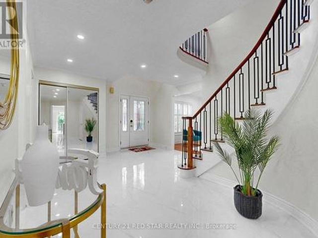 House for sale in Mississauga, Ontario