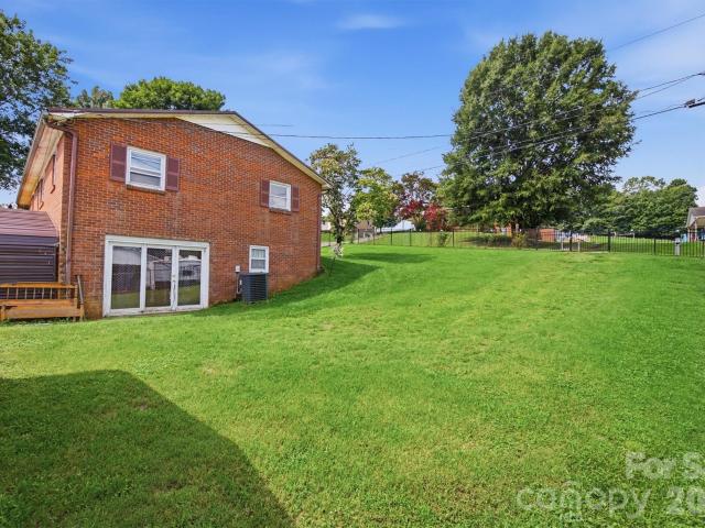 House for sale in Granite Falls, North Carolina