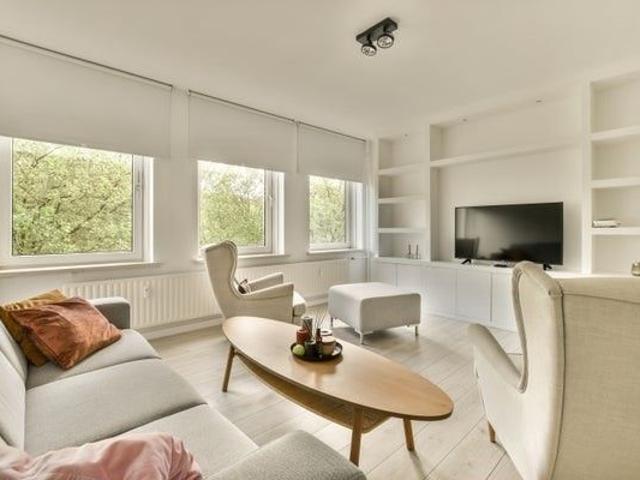Appartement te huur in Zuid, Amsterdam