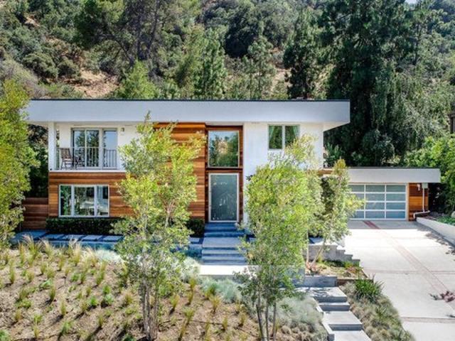 House for sale in Studio City Neighborhood Council District, Canoga Park