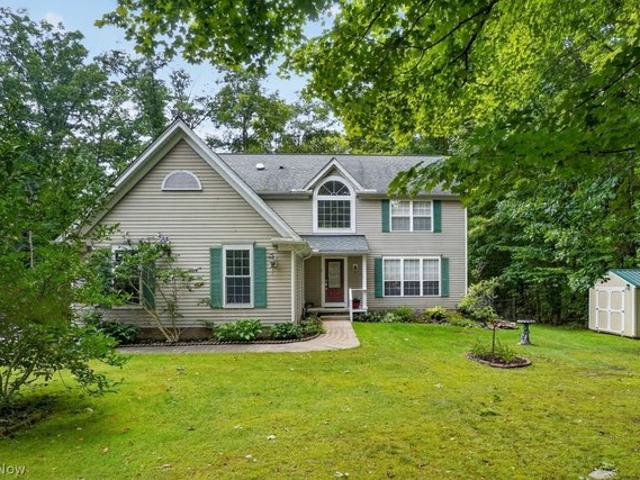 House for sale in Newbury, Ohio