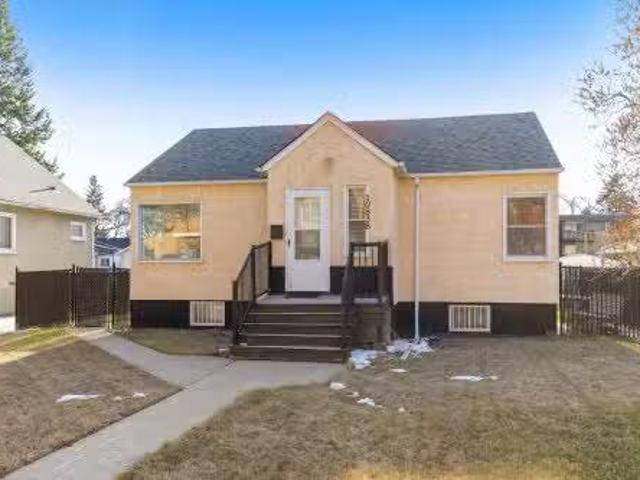 House for sale in Wedgewood, Alberta