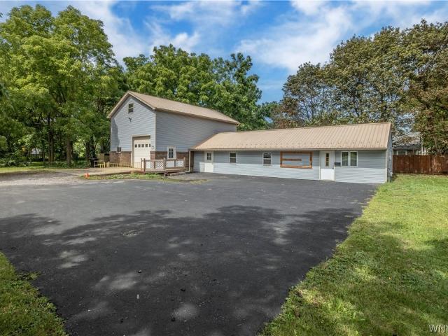 Commercial for sale in Clarence, New York
