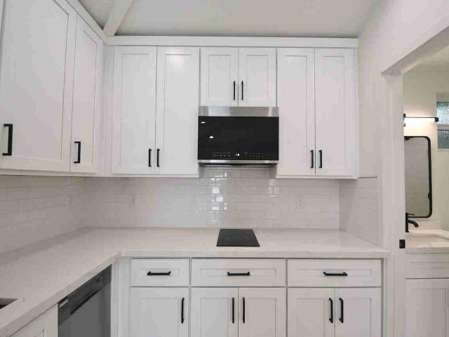 Apartment for rent in Encino Neighborhood Council District, Canoga Park